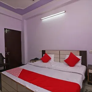 Oyo Ekta Residency Hotel