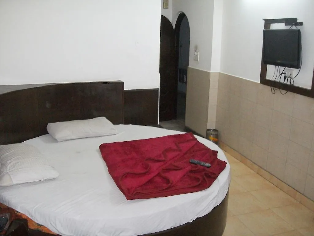 Guest house Hotel Milan Continental Delhi